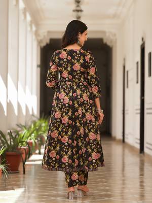 Yufta black floral print zari work anarkali kurta trouser with dupatta set 3