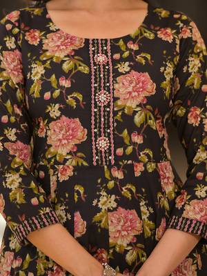 Yufta black floral print zari work anarkali kurta trouser with dupatta set 4