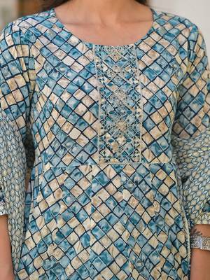  blue checkered print anarkali kurta trouser with dupatta set 4