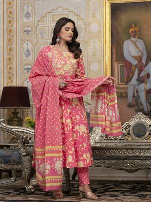  pink zari work kurta pant dupatta set 2