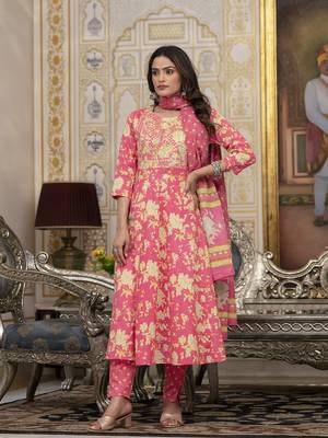  pink zari work kurta pant dupatta set 5