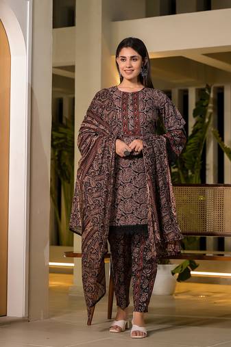  black pure cotton paisley print pakistani style kurta and trousers with dupatta set