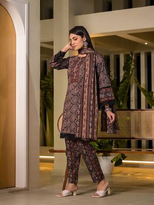  black pure cotton paisley print pakistani style kurta and trousers with dupatta set 5