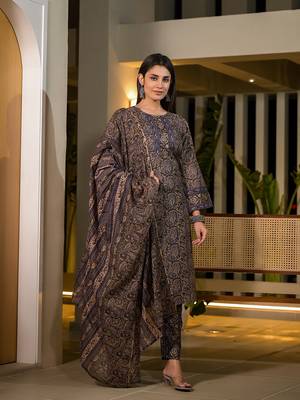  olive pure cotton paisley print pakistani style kurta and trousers with dupatta set 2