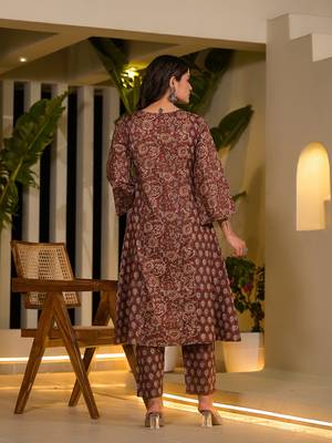 Yufta maroon ethnic motifs pure cotton a-line kurta with trousers and dupatta set 3