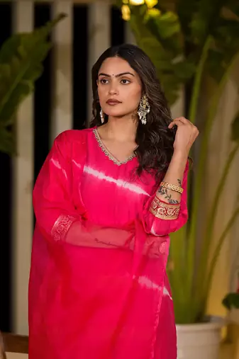  pink tie and dye chanderi silk kurta with trousers with dupatta set