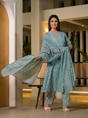 blue floral print cotton anarkali style kurta with trousers with dupatta set 2