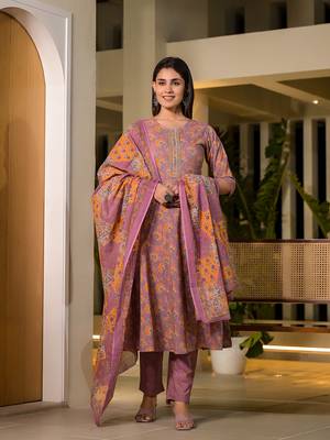  pink thread work cotton anarkali style kurta and trousers with dupatta set 1