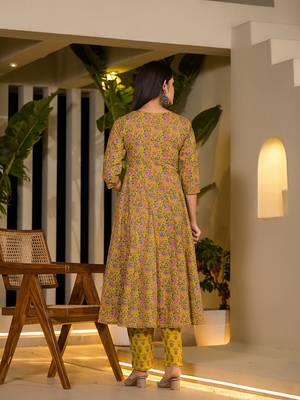  yellow thread work cotton anarkali style kurta and trousers with dupatta set 3