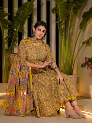  yellow thread work cotton anarkali style kurta and trousers with dupatta set 5