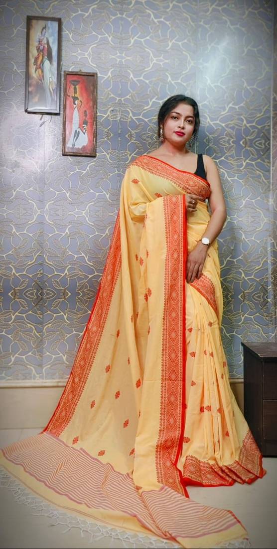 Exclusive Yellow Khadi Cotton Handloom Saree With Blouse Piece