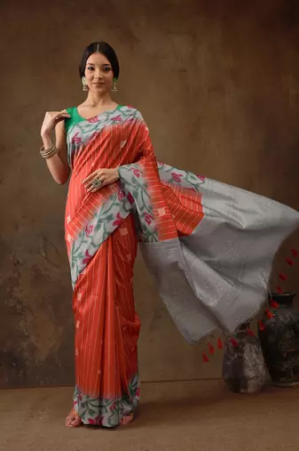 Orange Women'S Soft Silk Printed Saree With Tassels