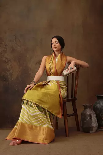 Yellow Soft Silk Lahriya Printed Saree With Zari Woven Pallu