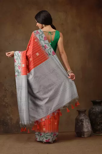 Orange Women'S Soft Silk Printed Saree With Tassels