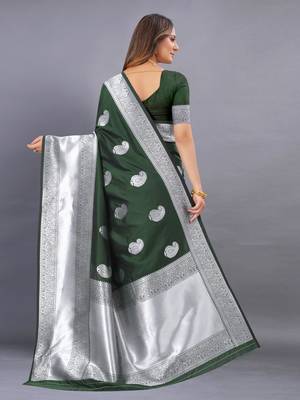 Green Silk Blend Paithani Saree Saree With Blouse 4