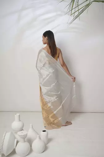 Huts And Looms Tissue Gold Border Plain White Saree