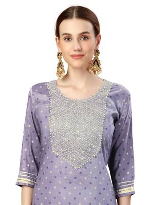 Lavender Embroidered Kurta Set 3