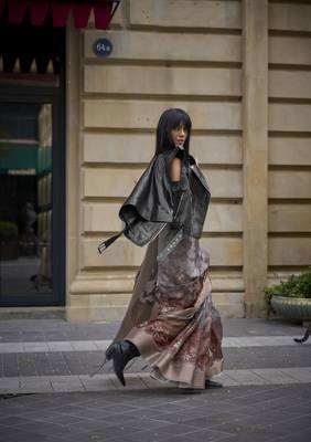 Rajtex Maroon Brasso Weaving Print With Blouse 2