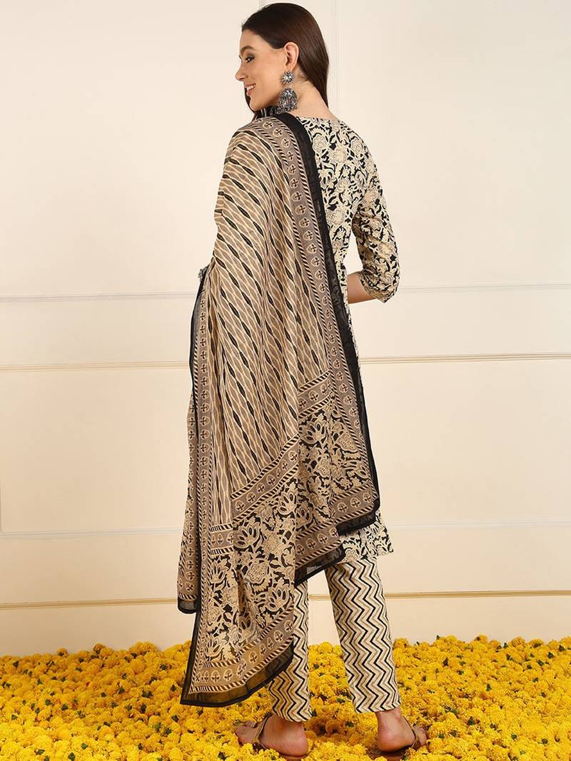 women black pure cotton floral printed straight kurta trouser with dupatta