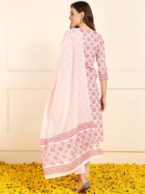 women pink pure cotton ethnic motifs printed straight kurta trouser with dupatta 4