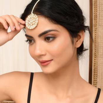 Sasha  maang tika traditional kundan pearls for women and girls 2