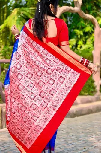 Blue Sambhalpuri Satin Hazaar Booti Saree