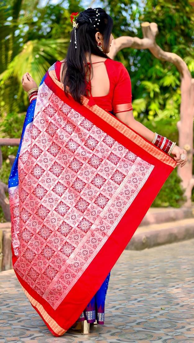 Blue Sambhalpuri Satin Hazaar Booti Saree