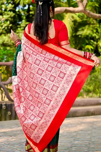 Green Sambhalpuri Satin Hazaar Booti Saree