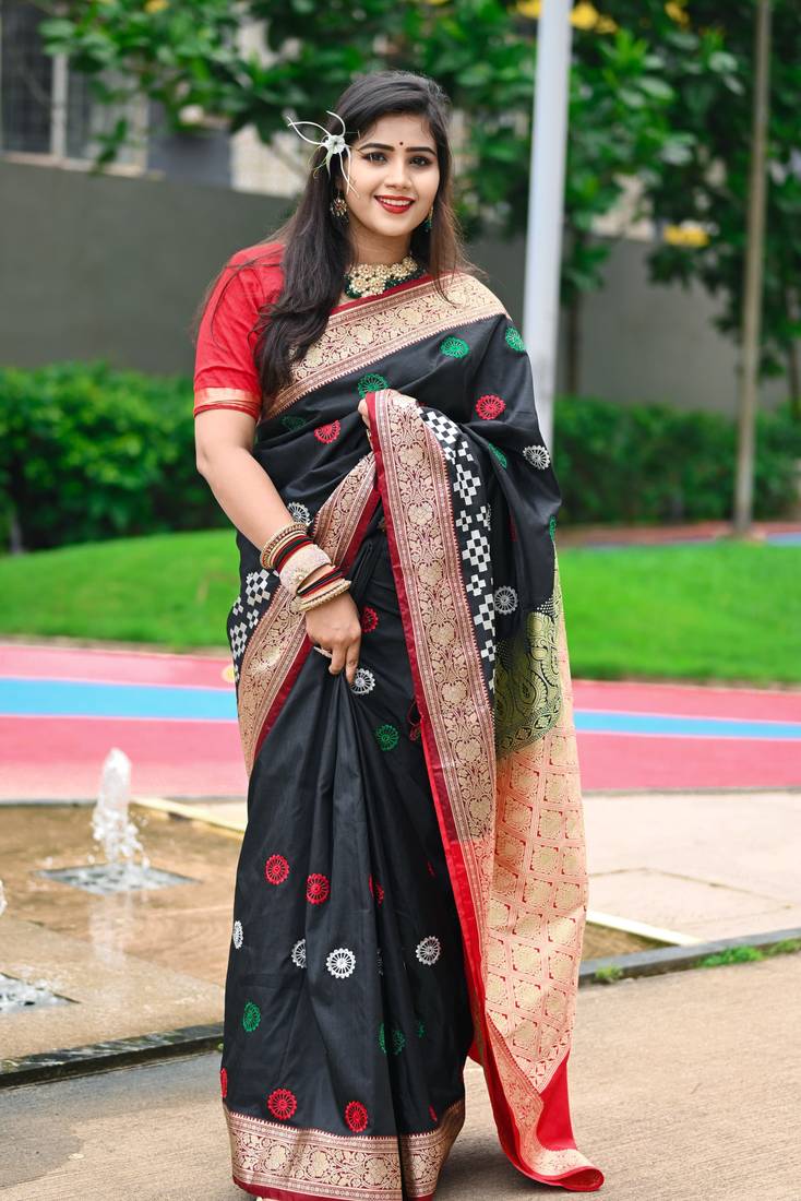 Black Sambhalpuri Satin Silk Saree With Passapalli Resham Embroidry Work Saree