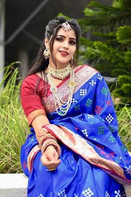 Blue Sambhalpuri Satin Silk Saree With Passapalli Resham Embroidry Work Saree 2