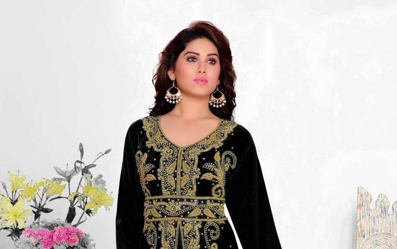 Black color luxurious Full Sleeves Handmade Moroccan Kaftan with hijjab
