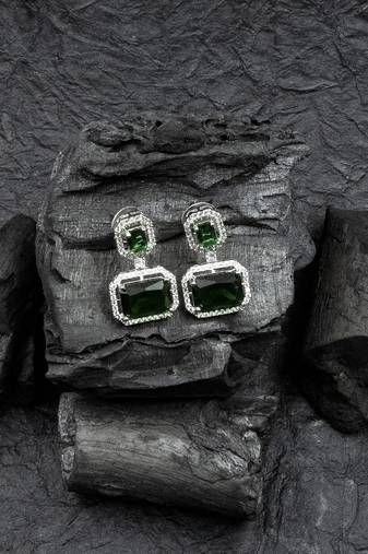 Silver minimalist green ad stud earrings