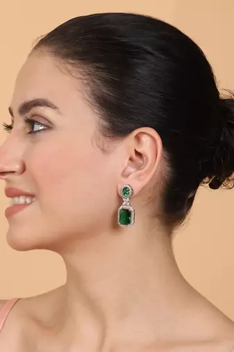 Sparkling diamond green stud earrings