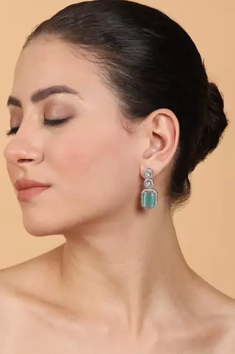 Silver minimalist turquoise ad stud earrings