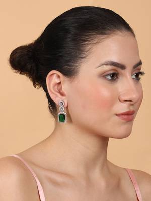 Silver minimalist green ad stud earrings 3