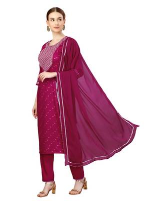 Beautiful Embroidered Rani Kurta set 2