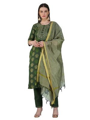 Dark Green Embroidered Kurta Set 1