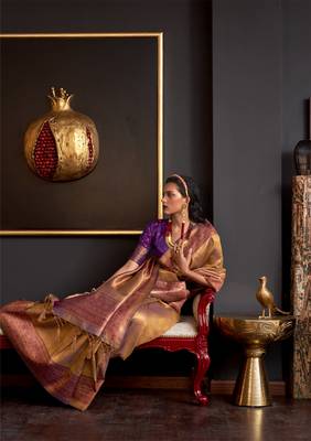 Rajtex Golden Woven Zari Silk Saree With Blouse 1