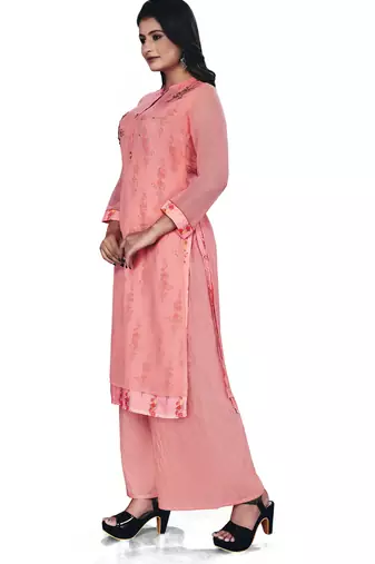 Women'S And Girls Gajri Georgette Neck Embroidered Georgette Kurta Sets