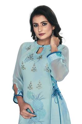Women'S And Girls Sky Blue Georgette Neck Embroidered Georgette Kurta Sets 5