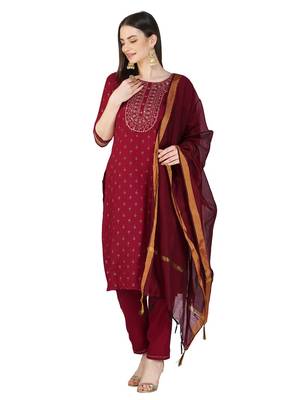 Maroon Cotton Magic Slub Embroidered Kurta Set With Dupatta 1