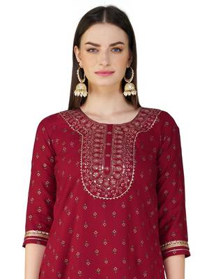 Maroon Cotton Magic Slub Embroidered Kurta Set With Dupatta 3