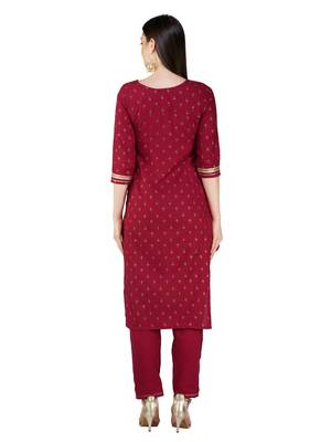 Maroon Cotton Magic Slub Embroidered Kurta Set With Dupatta 4