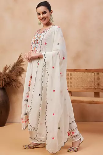 Rajgranth women's faux georgette fabric thread embroidery kurta with pants