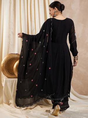 Rajgranth women's faux georgette fabric thread embroidery kurta with pants 2