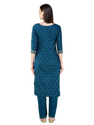 Morpich Embroidered Kurta Set With Dupatta 4
