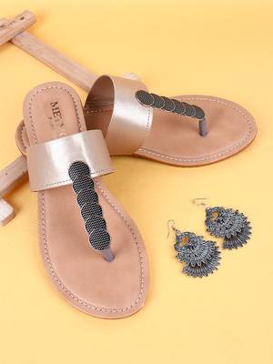 Beige women's sandal 1