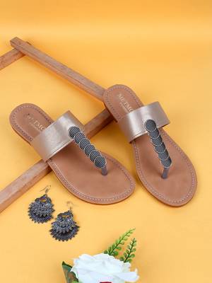 Beige women's sandal 2
