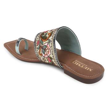 Beige & multi women's sandal 4