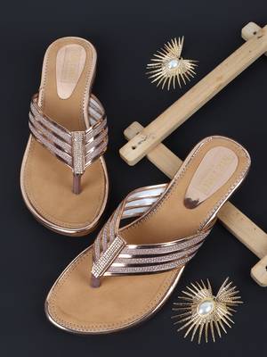 Pink women's sandal 2